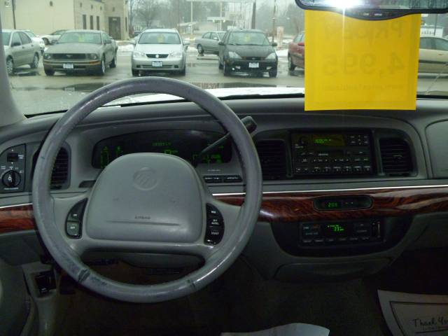 Mercury Grand Marquis 2000 photo 4