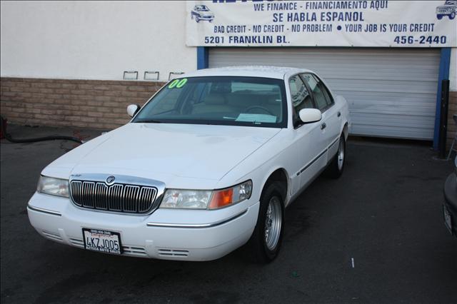 Mercury Grand Marquis 2000 photo 2