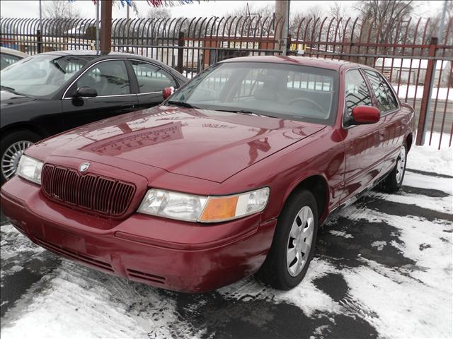 Mercury Grand Marquis XLS Sedan