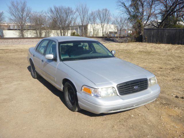 Mercury Grand Marquis 2000 photo 3