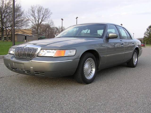 Mercury Grand Marquis 2000 photo 1