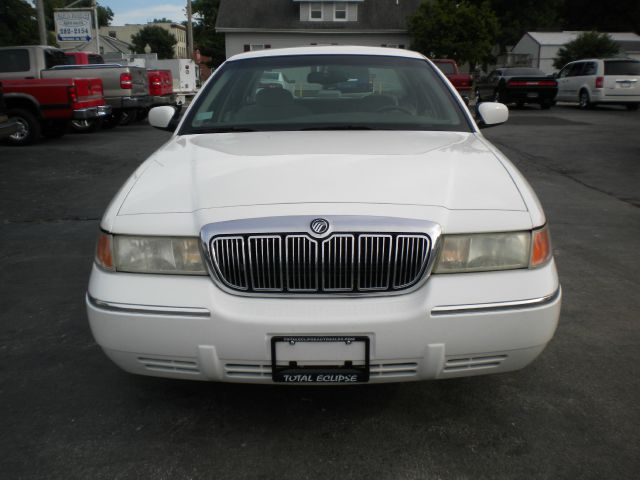 Mercury Grand Marquis 2000 photo 1