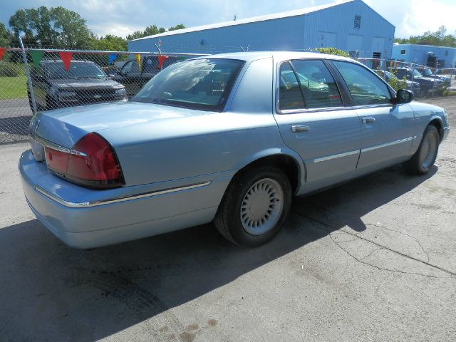 Mercury Grand Marquis 2000 photo 3