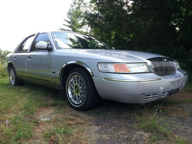 Mercury Grand Marquis 2000 photo 4