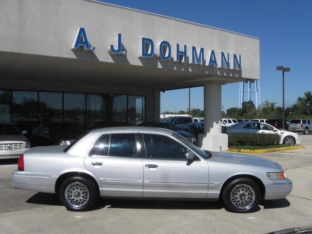 Mercury Grand Marquis XLS Sedan