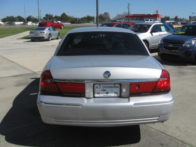 Mercury Grand Marquis 2000 photo 4