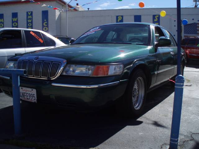 Mercury Grand Marquis Touring W/nav.sys Sedan