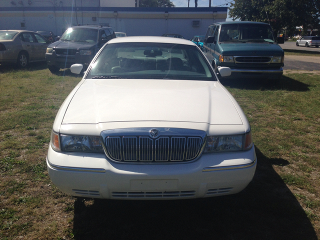 Mercury Grand Marquis 2000 photo 3