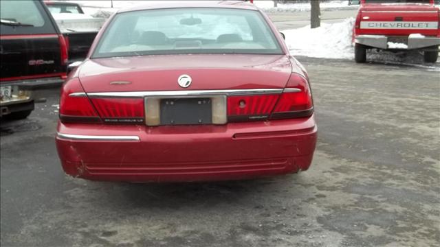 Mercury Grand Marquis 2000 photo 2