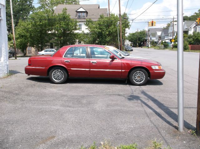 Mercury Grand Marquis 2001 photo 3