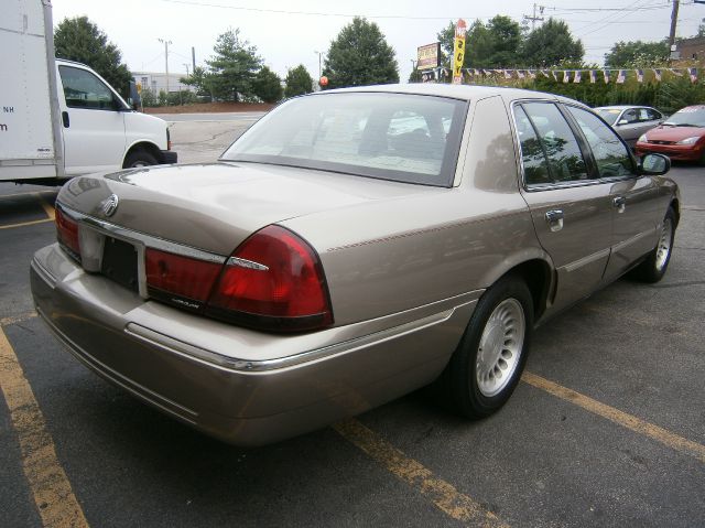 Mercury Grand Marquis 2001 photo 4