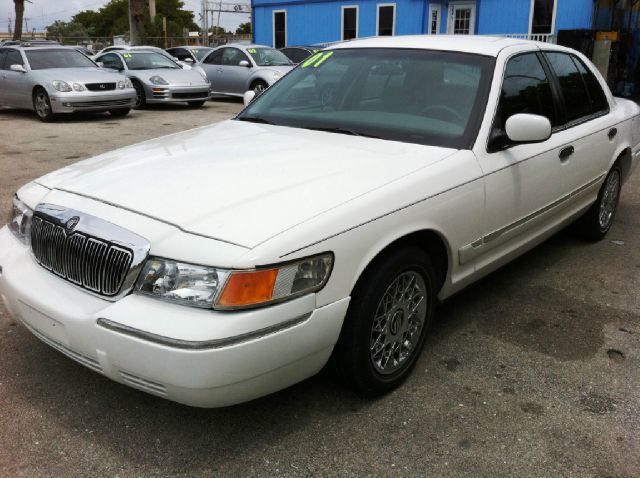 Mercury Grand Marquis 2001 photo 4