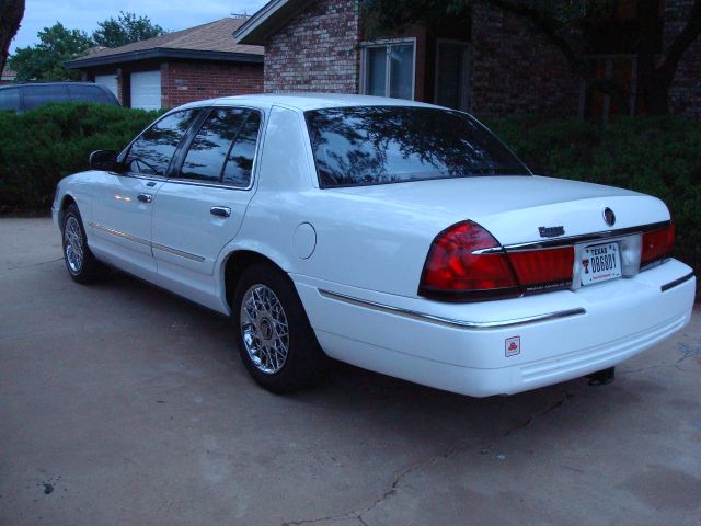 Mercury Grand Marquis 2001 photo 3