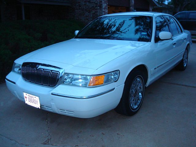 Mercury Grand Marquis 2001 photo 4