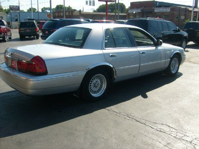 Mercury Grand Marquis 2001 photo 4