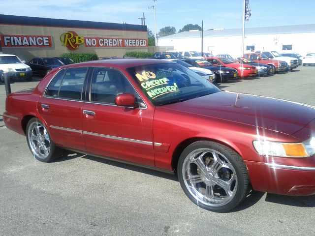 Mercury Grand Marquis 2001 photo 1