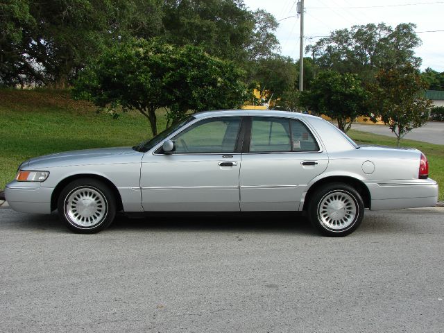 Mercury Grand Marquis 2001 photo 13