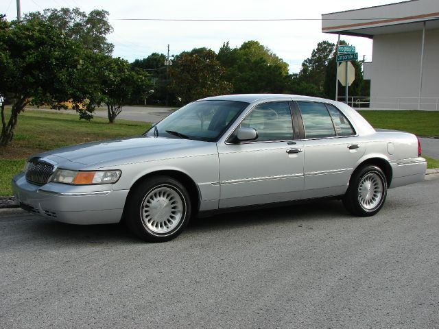 Mercury Grand Marquis 2001 photo 16