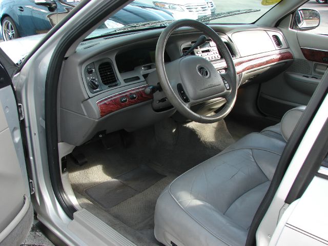 Mercury Grand Marquis 2001 photo 24