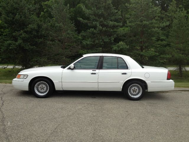 Mercury Grand Marquis Touring W/nav.sys Sedan