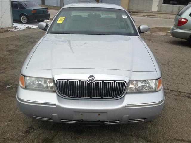 Mercury Grand Marquis 2001 photo 3