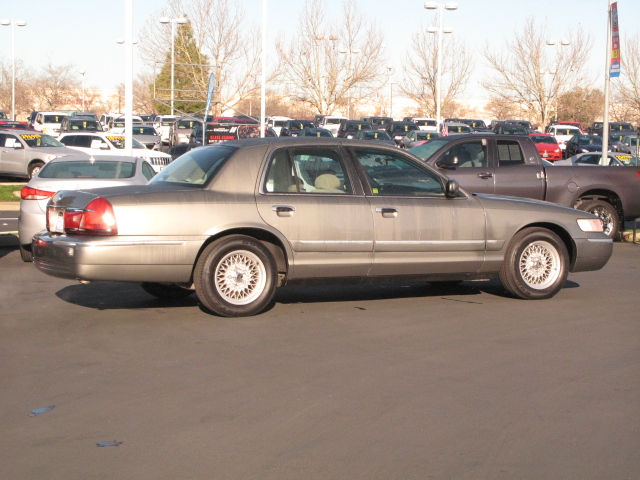 Mercury Grand Marquis 2001 photo 5