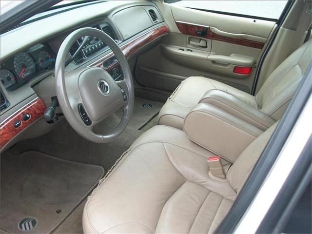 Mercury Grand Marquis 2001 photo 3