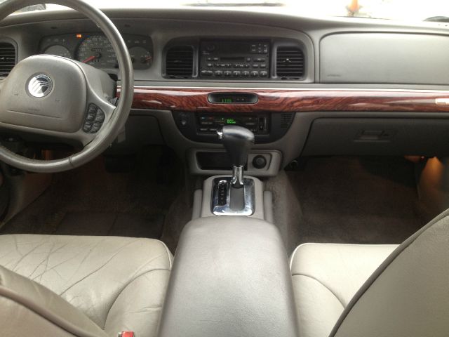 Mercury Grand Marquis 2001 photo 4