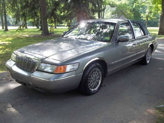 Mercury Grand Marquis 2001 photo 4