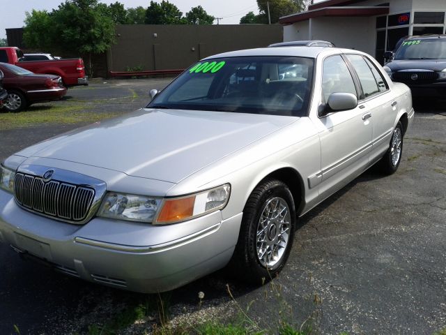 Mercury Grand Marquis 2002 photo 4