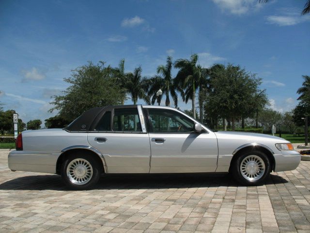 Mercury Grand Marquis 2002 photo 14