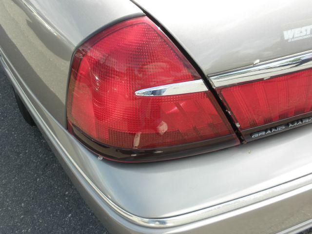 Mercury Grand Marquis 2002 photo 21