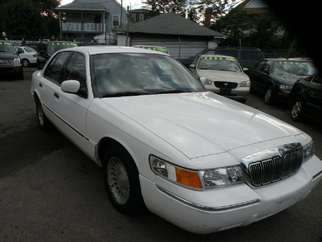 Mercury Grand Marquis 2002 photo 1