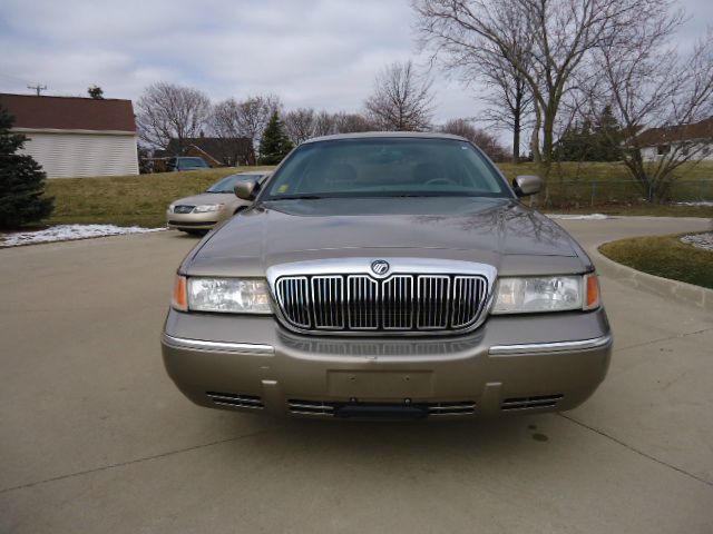 Mercury Grand Marquis 2002 photo 3