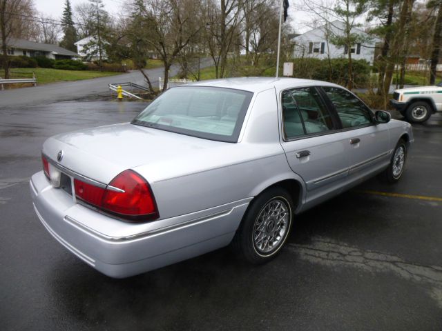 Mercury Grand Marquis 2002 photo 16