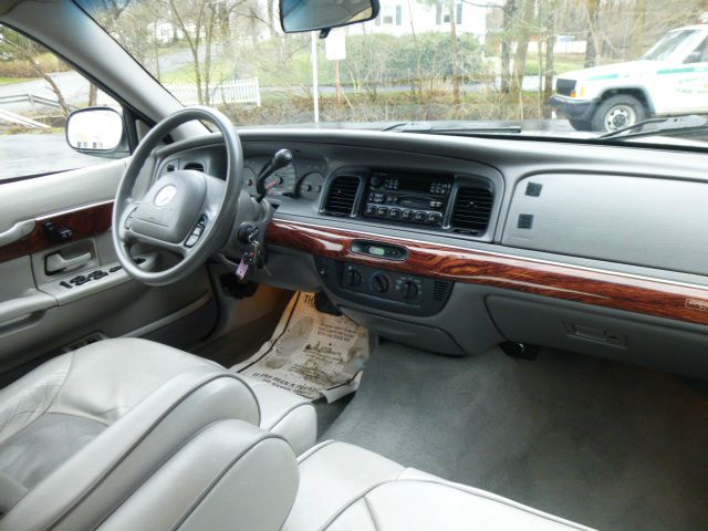 Mercury Grand Marquis 2002 photo 8