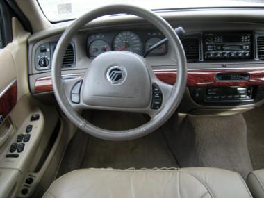 Mercury Grand Marquis 2002 photo 3