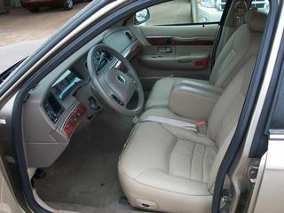 Mercury Grand Marquis 2002 photo 2