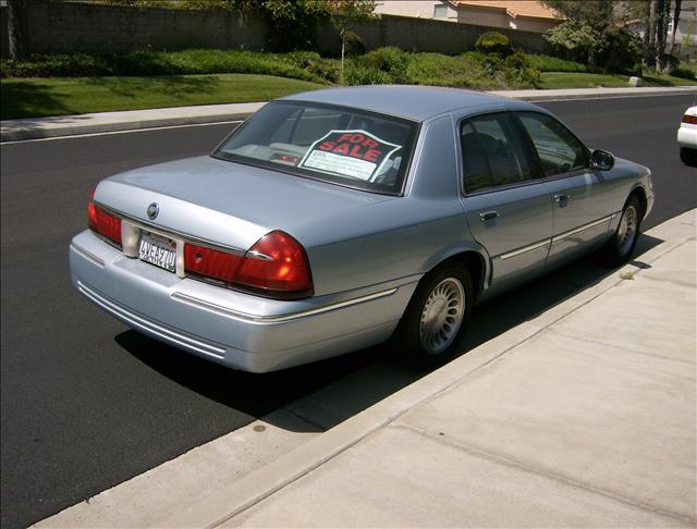 Mercury Grand Marquis 2002 photo 1