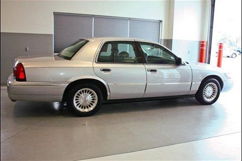 Mercury Grand Marquis 2002 photo 1