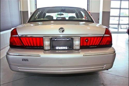 Mercury Grand Marquis 2002 photo 3