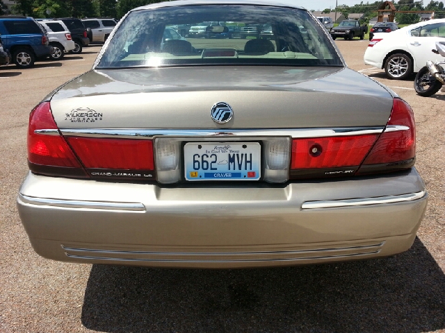 Mercury Grand Marquis LS Premium Sedan