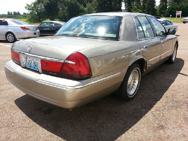 Mercury Grand Marquis 2002 photo 1