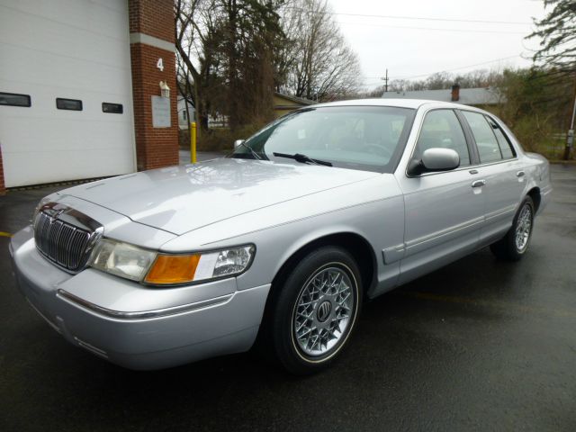 Mercury Grand Marquis 2002 photo 11