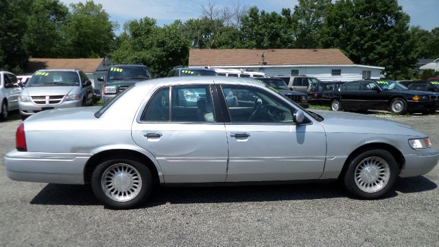 Mercury Grand Marquis LS Premium Sedan