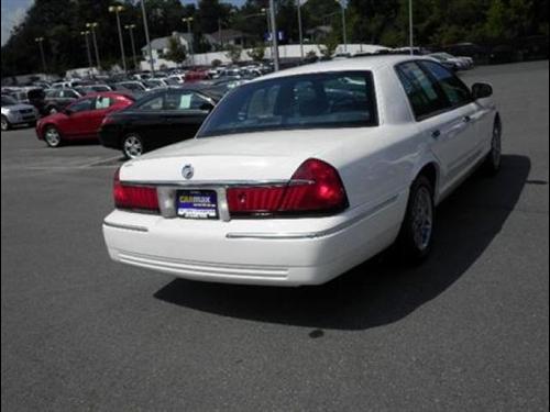 Mercury Grand Marquis 2002 photo 2