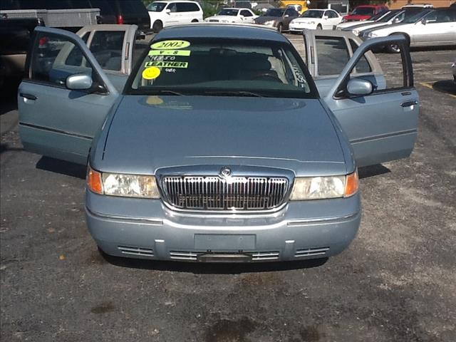 Mercury Grand Marquis Touring-res Sedan