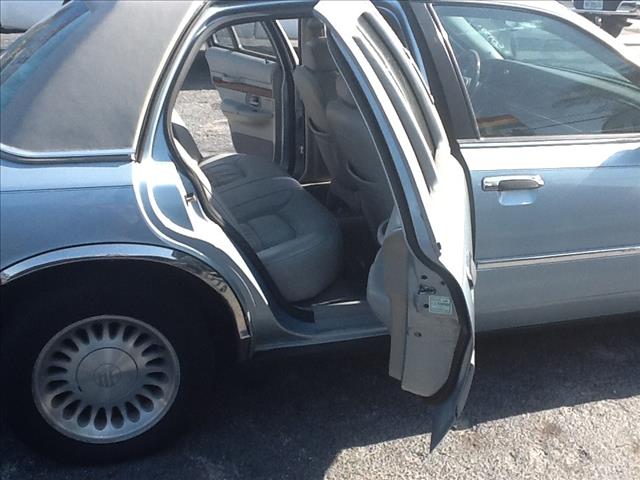 Mercury Grand Marquis 2002 photo 6