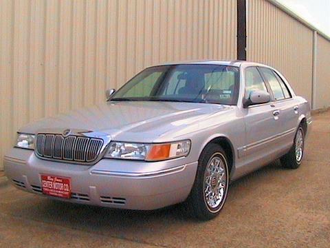 Mercury Grand Marquis 2002 photo 2