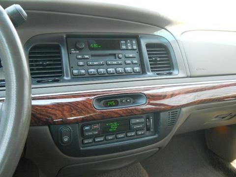 Mercury Grand Marquis 2002 photo 1